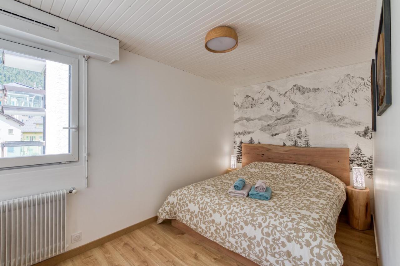 Appartement Le Petit Balcon avec vue sur le Mont-Blanc à Chamonix Extérieur photo